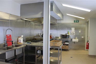 Seiffert Oval commercial kitchen