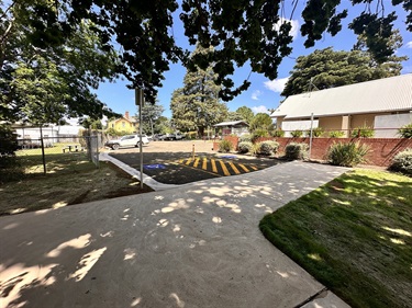 Accessible car park Braidwood pool