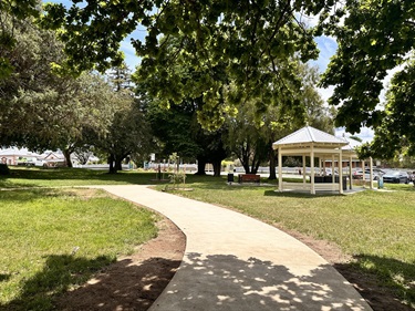 New footpaths - Ryrie Park